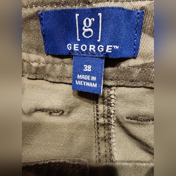 Men's George Camoflauge Shorts, Size 38 - Picture 8 of 8